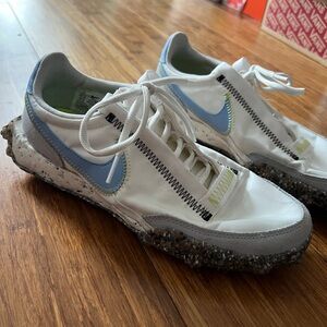 Nike White and Blue Sneakers